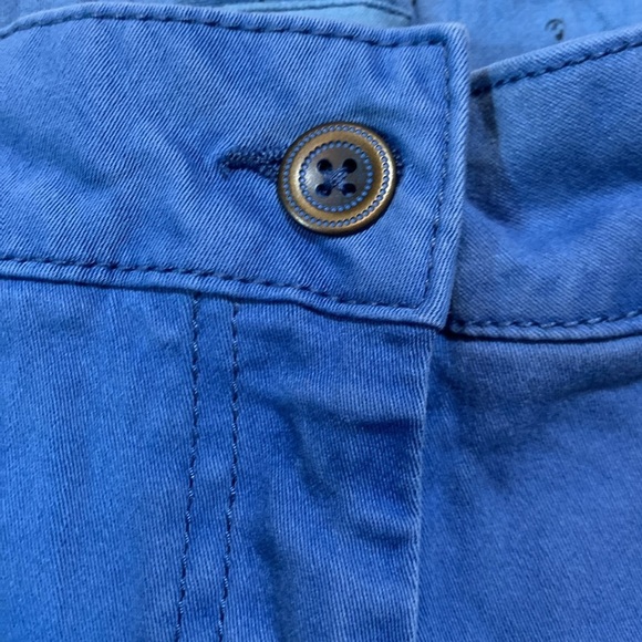 Land n Sea Blue Cotton Blend Shorts with Raw Hem and Relaxed Fit. Women Size 6 - Picture 3 of 9